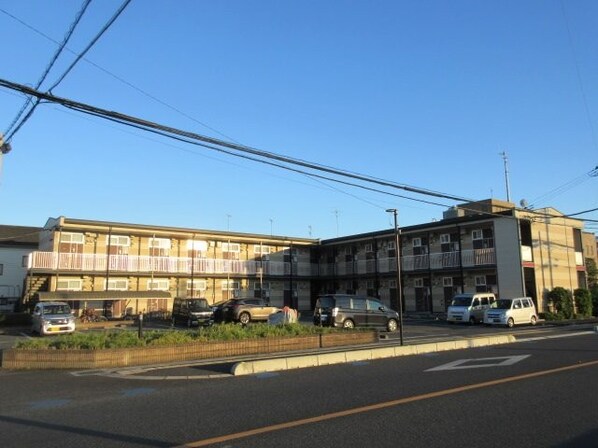 レオパレスエル ヴェローナの物件外観写真